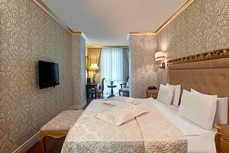 Presidential Suite with King Size Bed