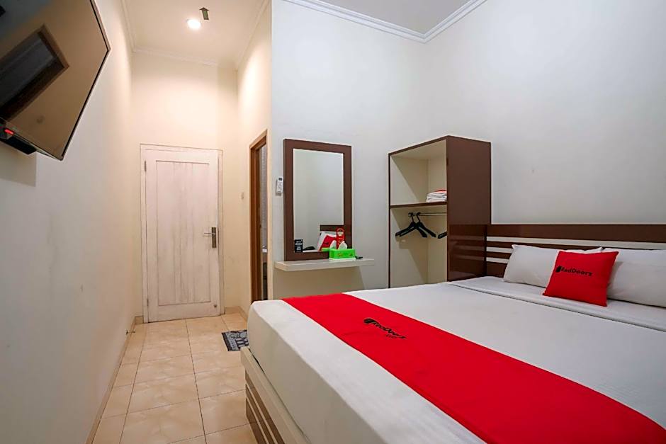 RedDoorz @ Andalas Asri Lampung