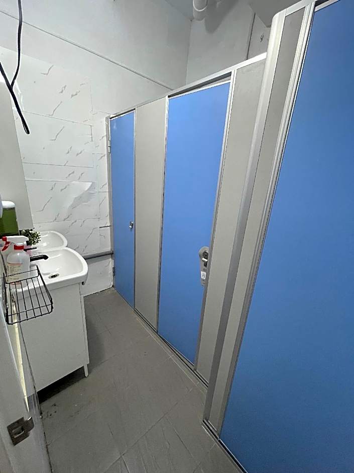 Jing Cheng Youth Hostel