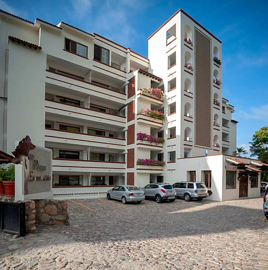 Ocean Front, 3 bedroom, 3 bathroom, Casa Natalia, Playa Esmeralda