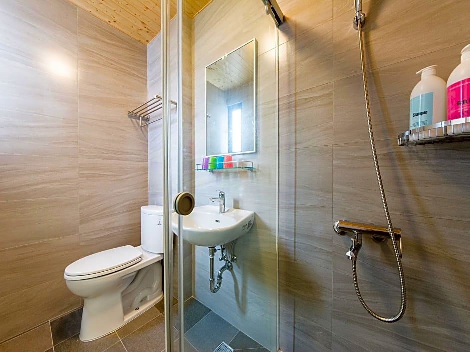 Dream House – Tainan, LA