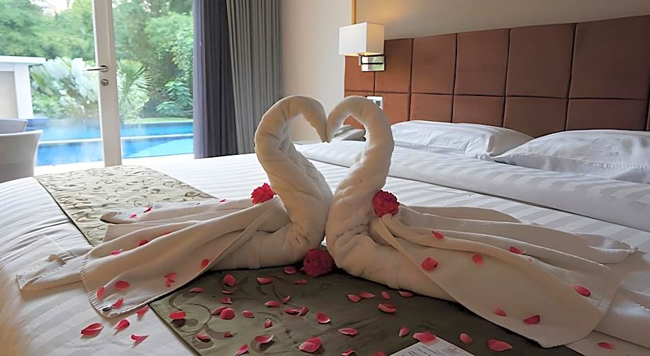 Grand Kecubung Hotel