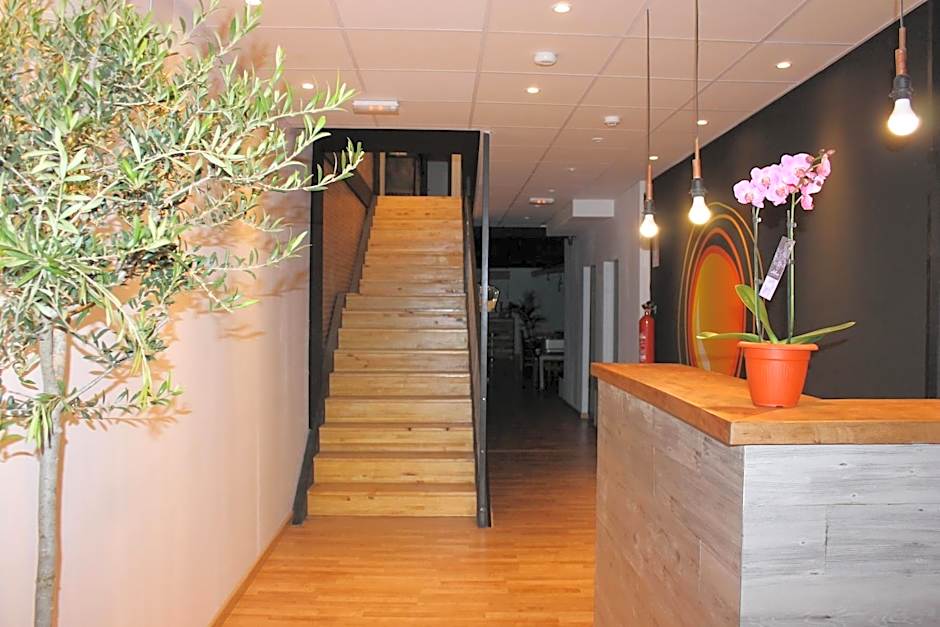 Olé Backpackers Hostel