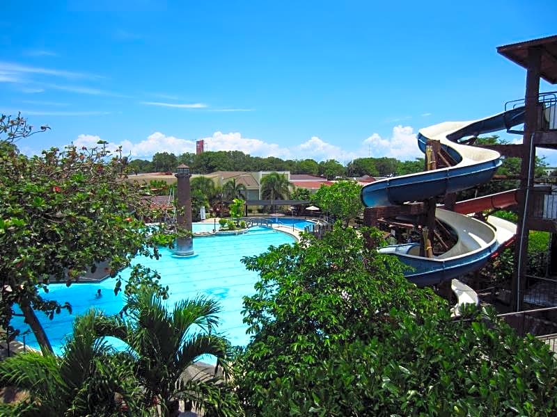 Caribbean Waterpark & Resotel