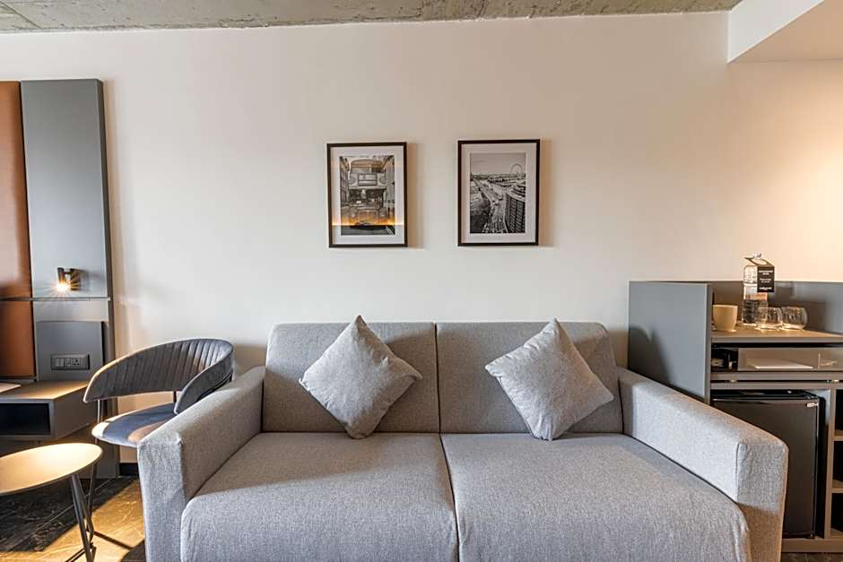 The Londoner Hotel St. Julian's