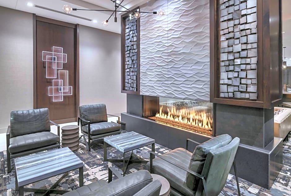Holiday Inn Express Boston Logan Airport - Revere By IHG