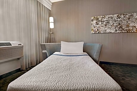 Room, 1 King Bed with Sofa bed (1 King Bed and 1 Double Sofa Bed)