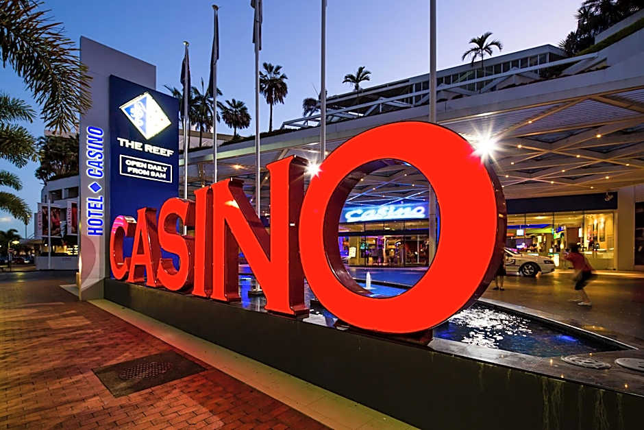 Pullman Reef Hotel Casino