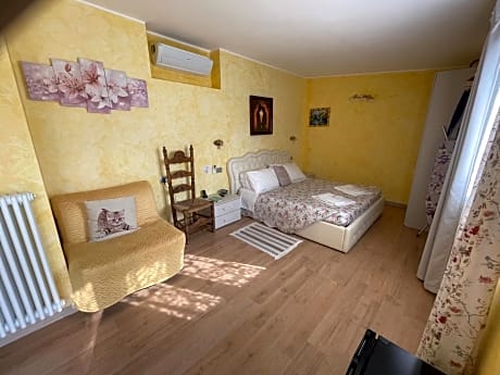 Double Room with Garden View