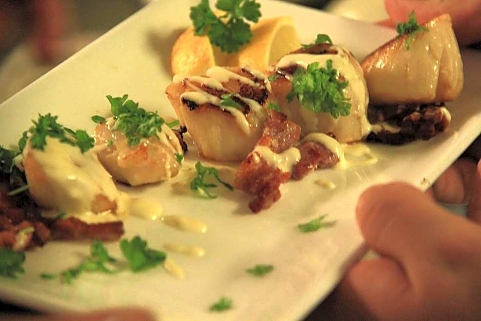 Annandale Arms Hotel