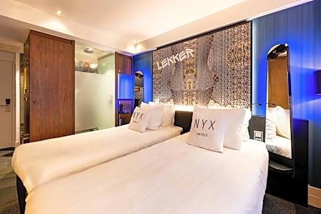 Superior Room 1 Twin Bed