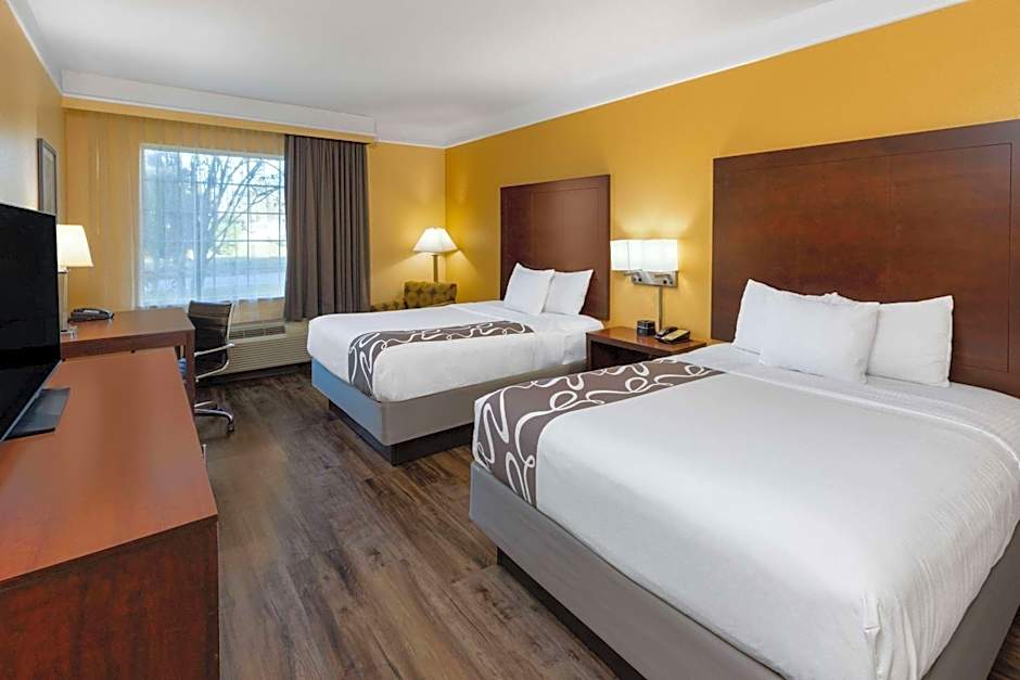 La Quinta Inn & Suites by Wyndham Houston Nw Beltway 8 / West Rd