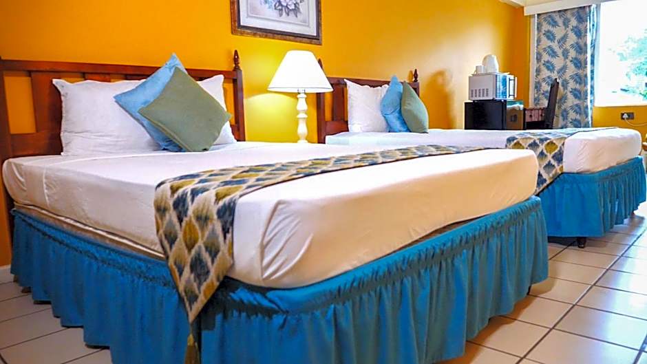 Pineapple Court Hotel