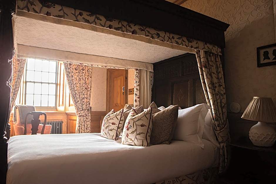 Mingary Castle - Restaurant with Rooms