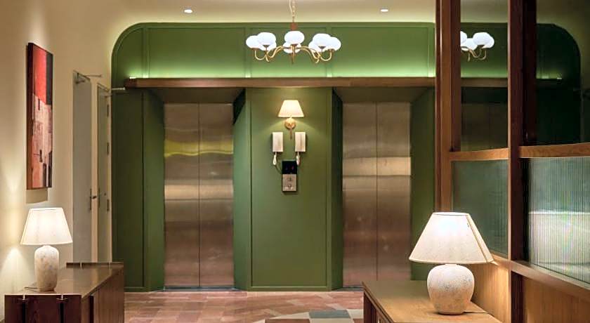Len Hotel