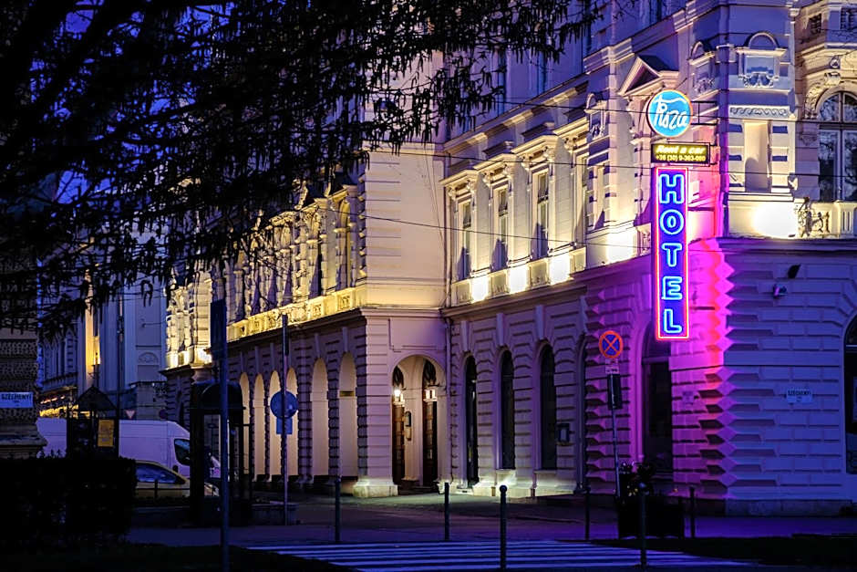 Tisza Hotel