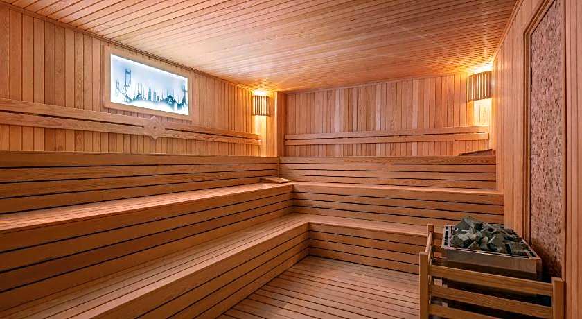 Ramada Plaza By Wyndham Batman