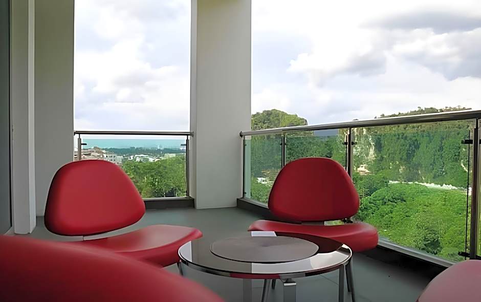 Symphony Suites Hotel