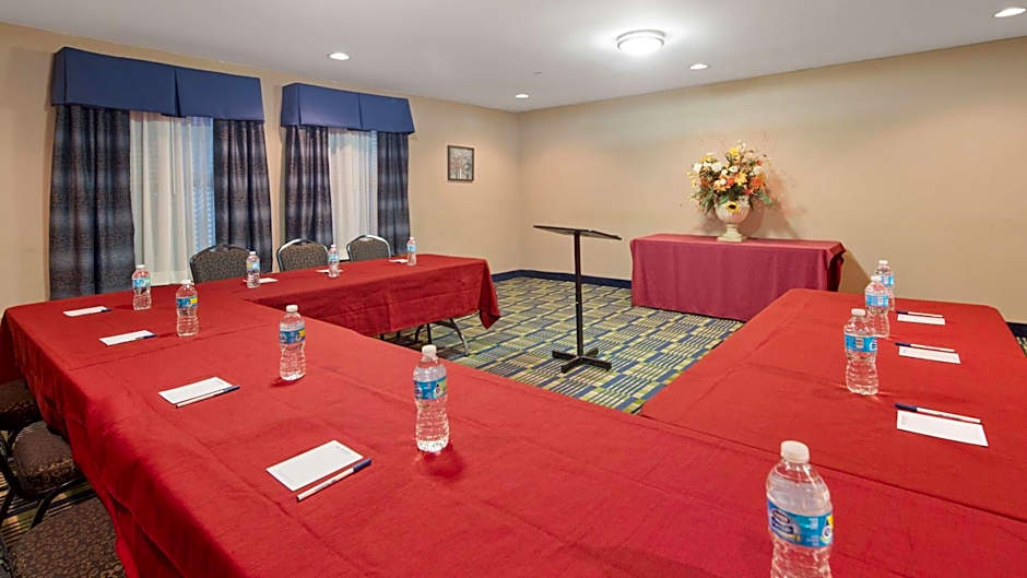 SureStay Plus Hotel By Best Western Roanoke Rapids