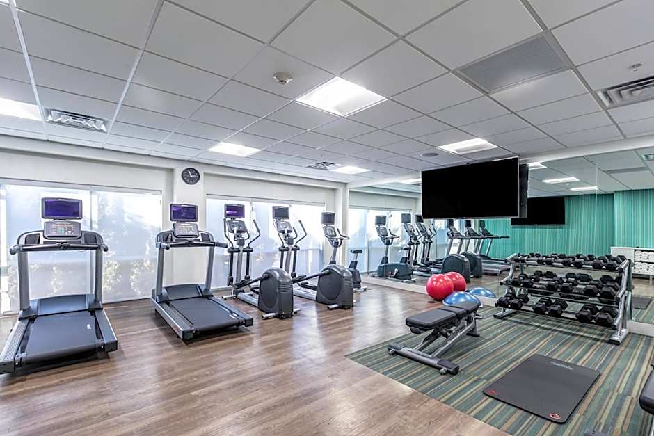 Holiday Inn Express & Suites Jersey City North - Hoboken By IHG