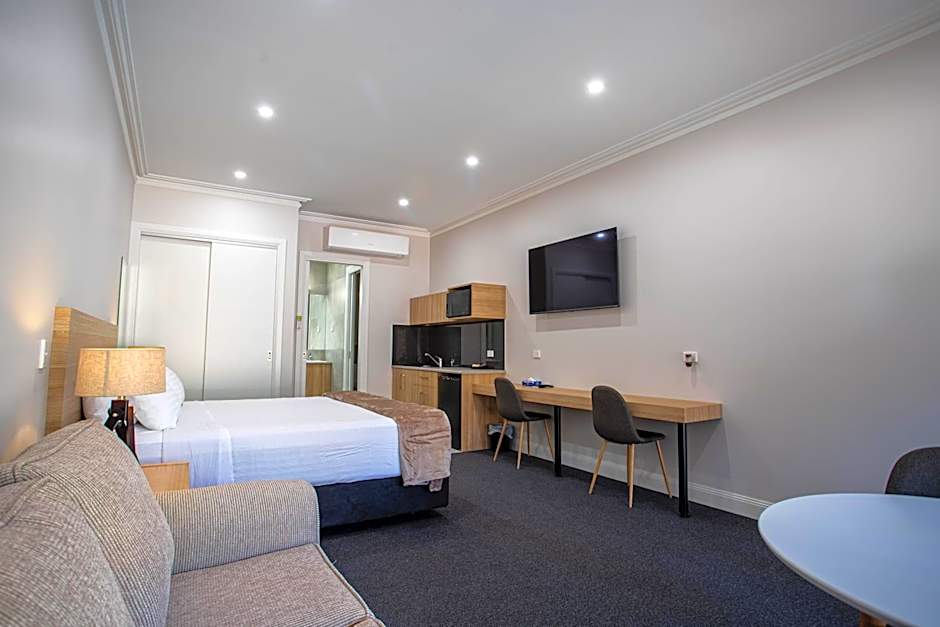 Red Waratah Accommodation