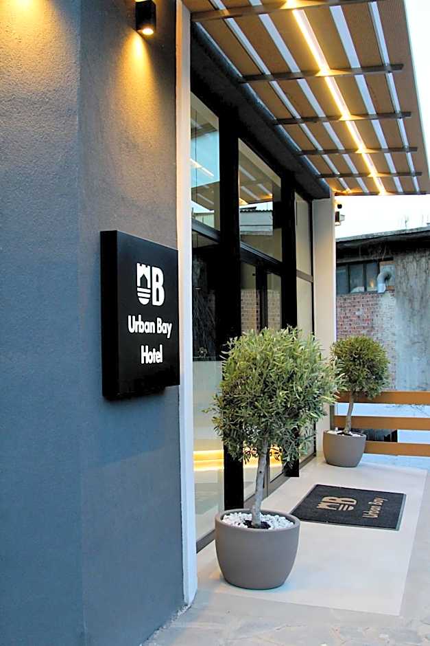 UrbanBay Hotel & Spa