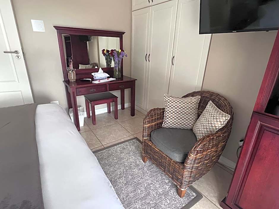 Seaview Manor Exquisite Bed & Breakfast