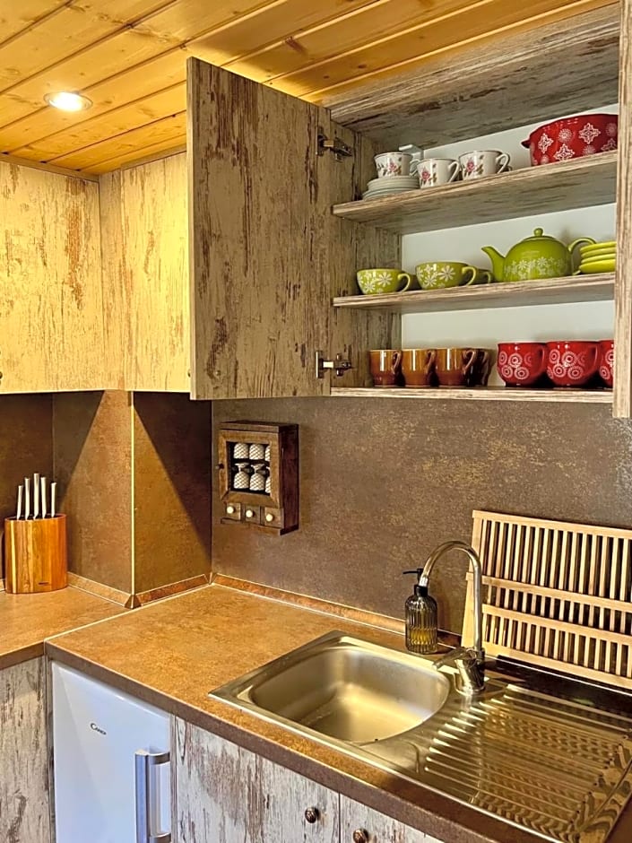 SOVIA WELLNESS CHATA s jacuzzi kaďou a saunou, Čingov