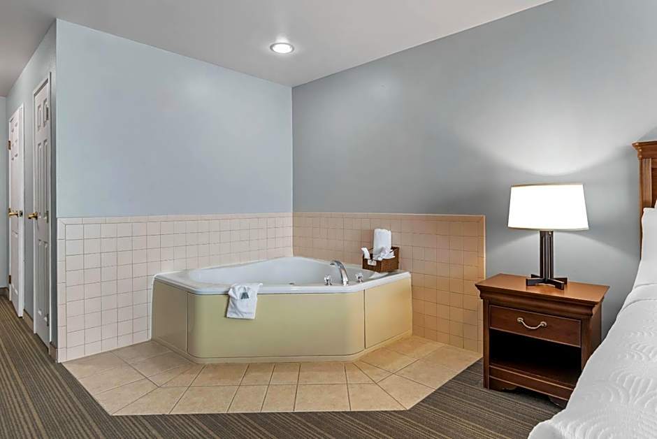 Country Inn & Suites by Radisson, Chambersburg, PA