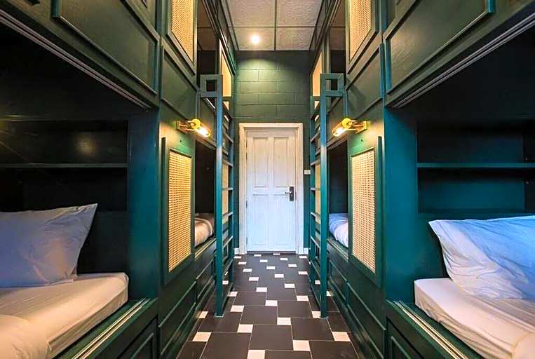 Azure Hostel Bangkok