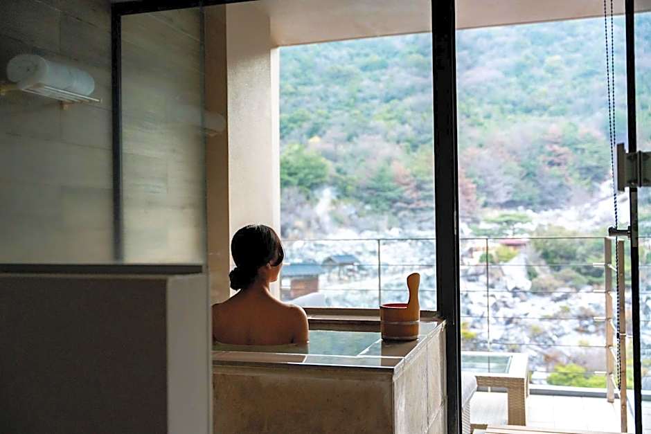 Unzen Kyushu Hotel