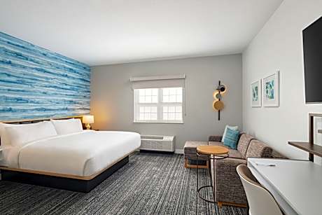 One-Bedroom King Suite with Sofa Bed