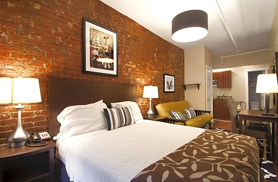 Photo 1 of 49 of Hotel 309