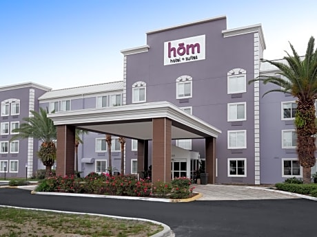 HoM, A Trademark Collection Hotel