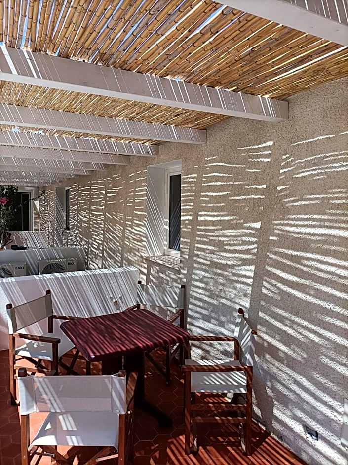 Lido Di Alghero Rooms on the Beach