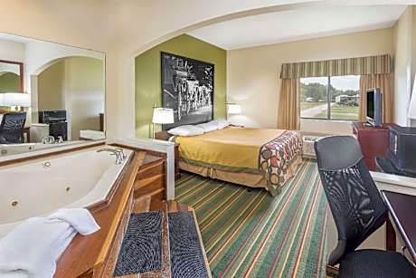1 King Bed Deluxe Studio Suite Smoking