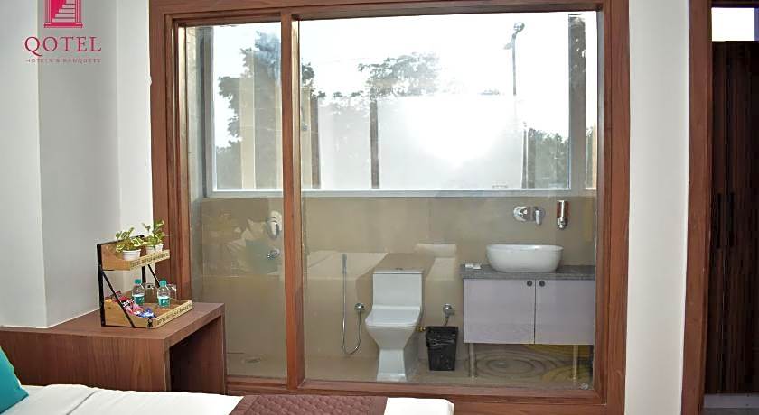 Qotel Hotel Signature BNB-Ashok Vihar