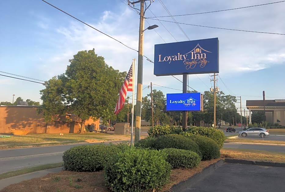 Loyalty Inn Hawkinsville