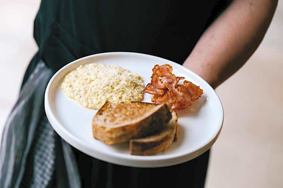 DOT Sofia Apart Hotel