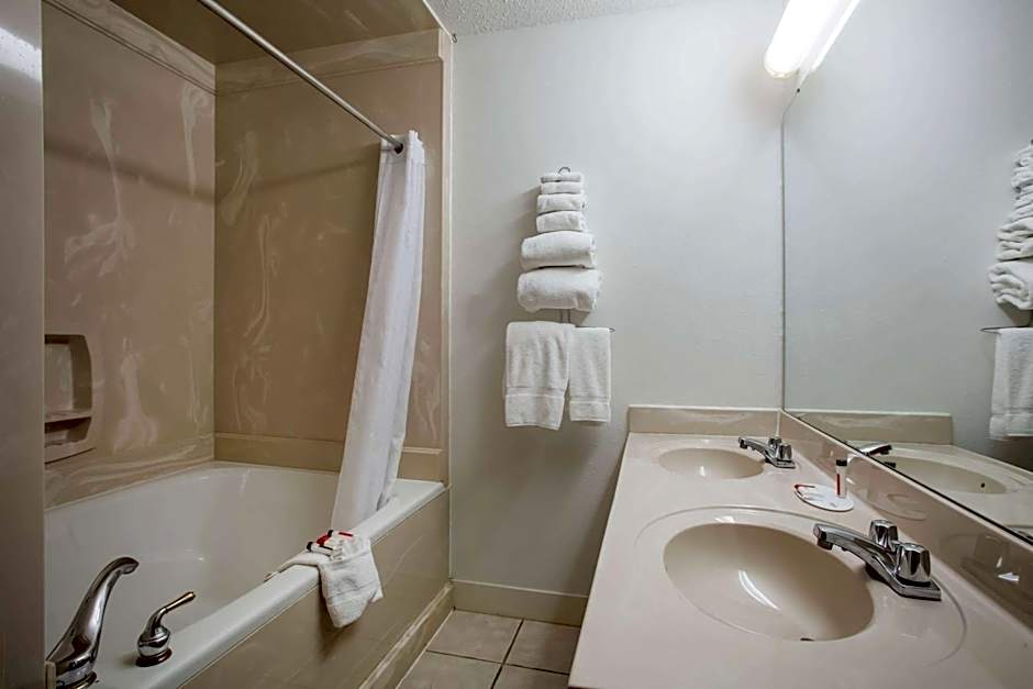 Super 8 by Wyndham Washington