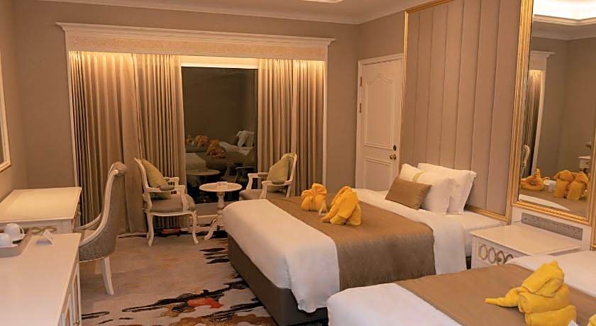 Puteri Wing - Riverside Majestic Hotel