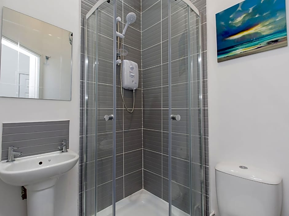 TownHouse PLUS @ 40 West St