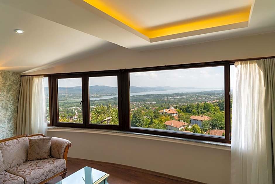 Motali Life Hotel