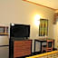 Home Gate Inn & Suites