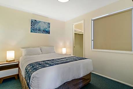 Standard 2 Bedroom Cabin