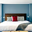 Casai Luxury & Designer Apt in the Best Location!