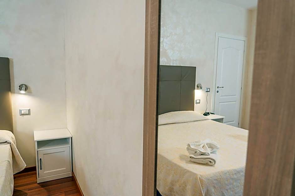 HOTEL CRISTALLO PAESTUM