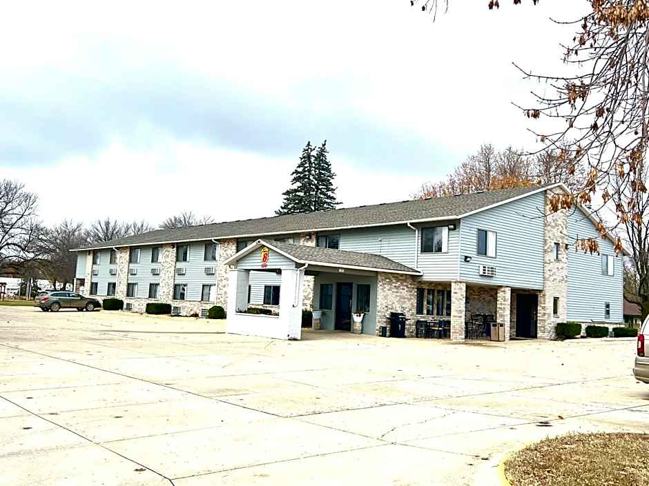 Super 8 by Wyndham Estherville