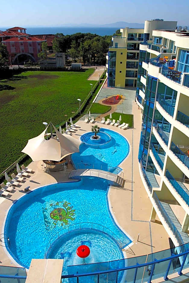 Aparthotel Marina Holiday Club - All Inclusive & Free Parking