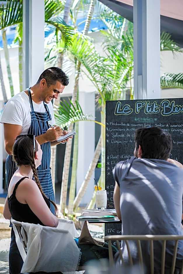 Hôtel Le Grand Bleu